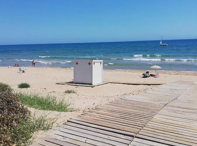 Gran Terraza Cerca Del Mar. 아파트
