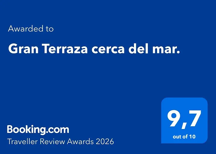 Gran Terraza Cerca Del Mar. 아파트